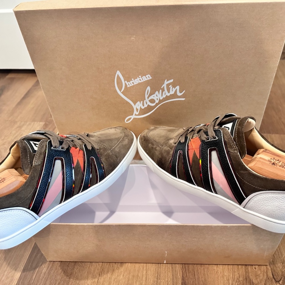 Christian Louboutin men’s 43.5 Vida Viva Flat sneaker, special edition color